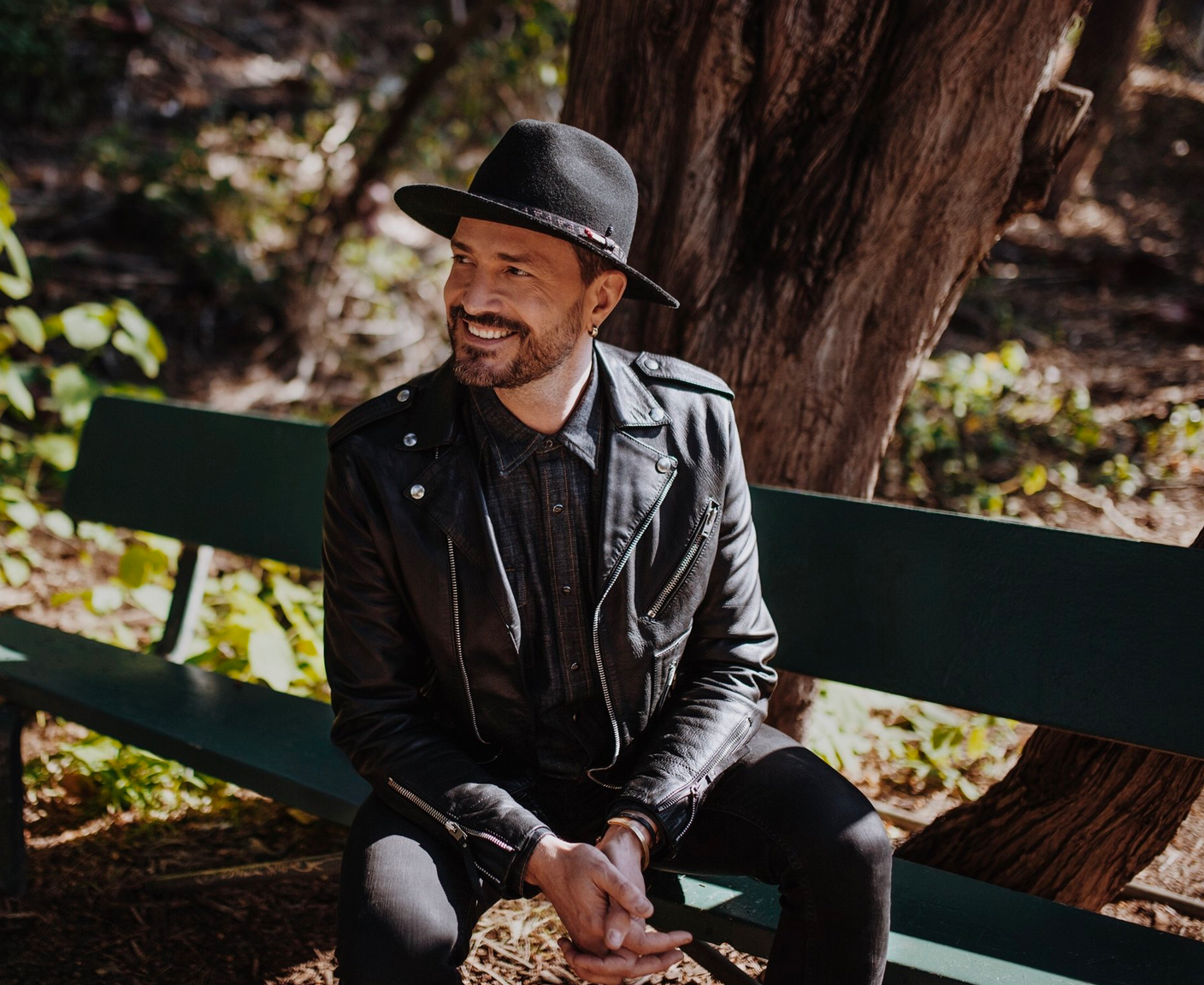 Lifestylist Podcast with Luke Storey - The Supremely Psychedelic Power of the Lucia N°03