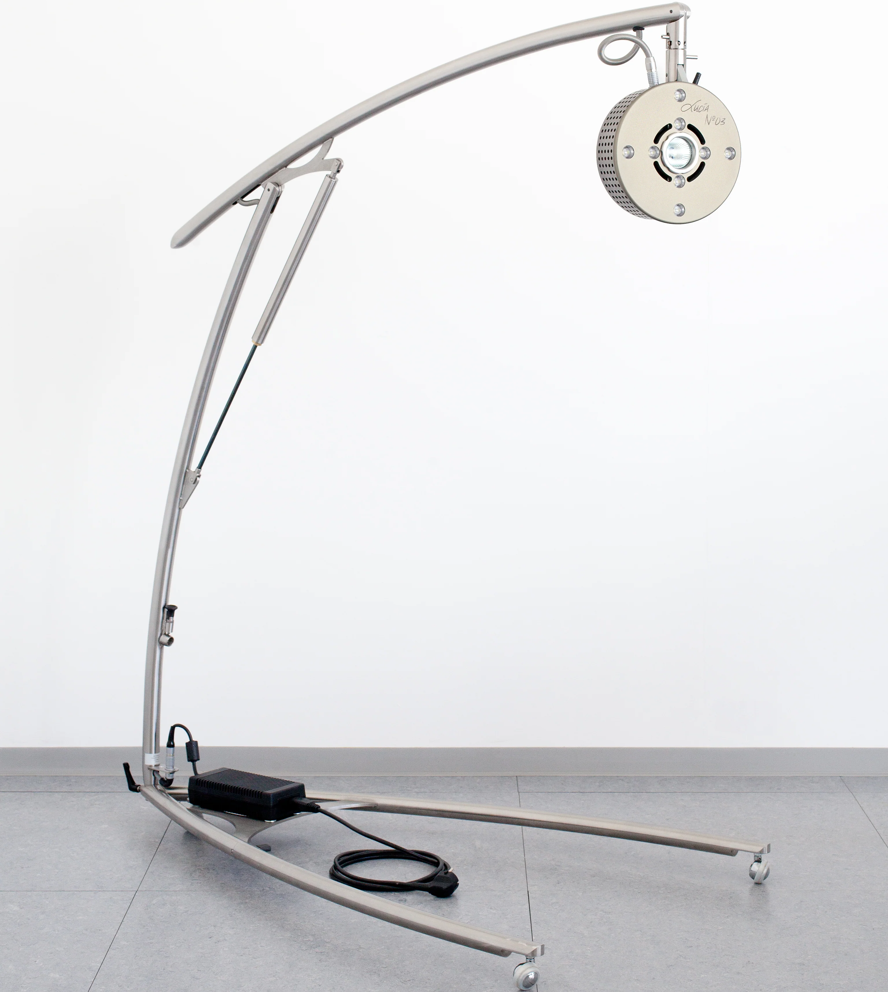 Lucia N°03 Practitioner System